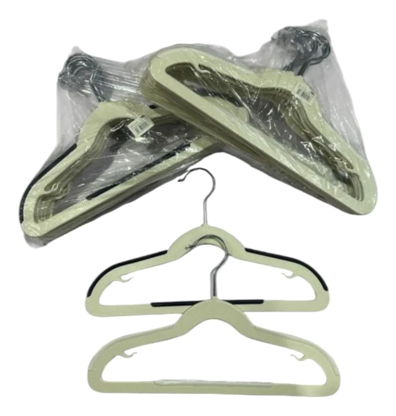 PACK DE 10 COLGADORES DE PLASTICO PARA ROPA DE BEBE  Y ADOLESCENTE - 2