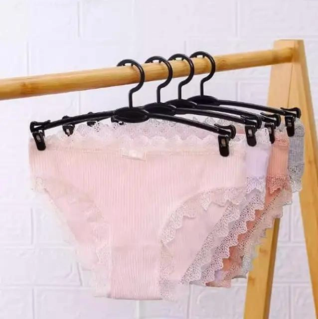 PACK DE 30 COLGADORES DE PLASTICO PARA ROPA INTIMA - 3