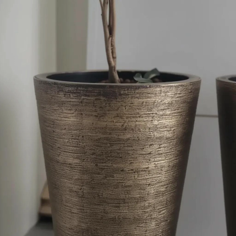 MACETERO CONICO TEXTURIZADO GRIS 46 CM PARA PLANTAS - 4