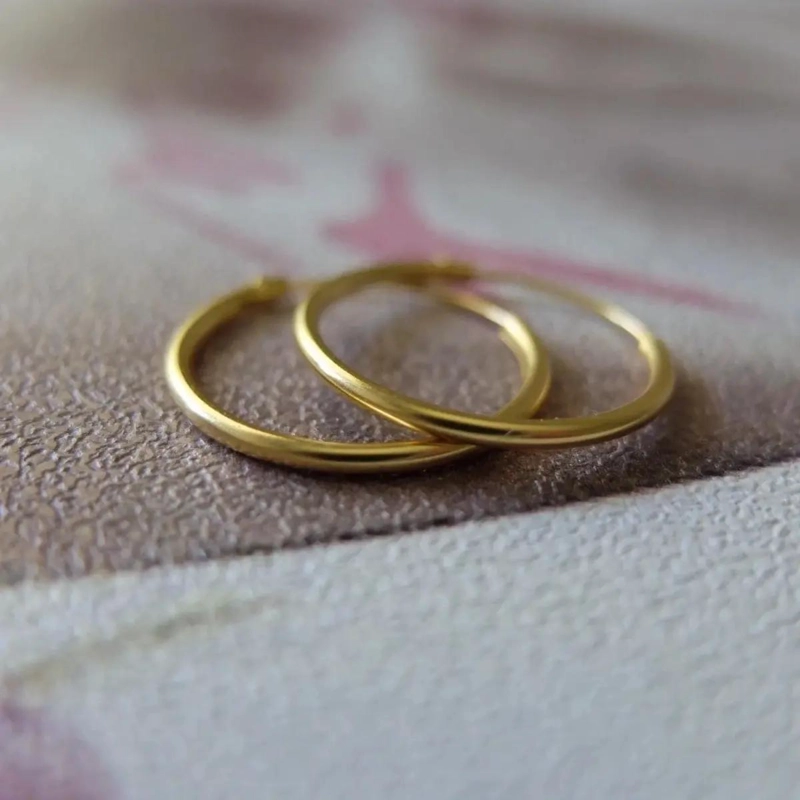 AROS UNISEX ARGOLLA 18 MM EN PLATA BAÑADA EN ORO - 4