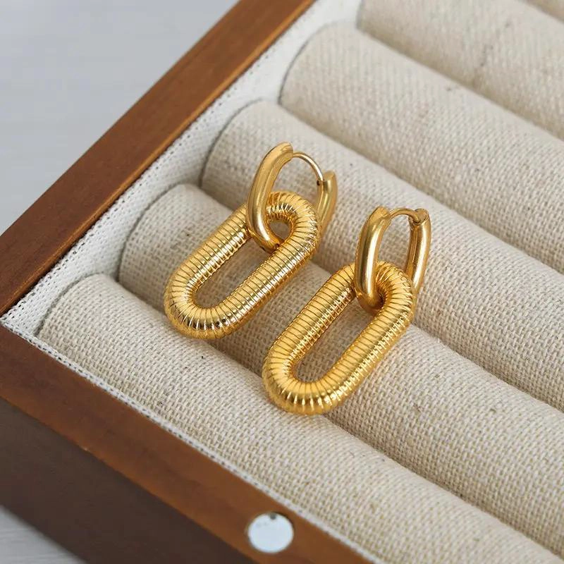 AROS DOBLE DISEÑO BAÑADOS EN ORO 18K PARA MUJER - 3
