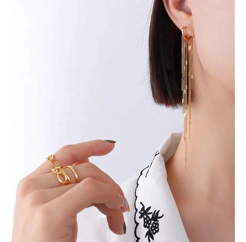 AROS BAÑADOS EN ORO 18K CON DISEÑO EXCLUSIVO - 3