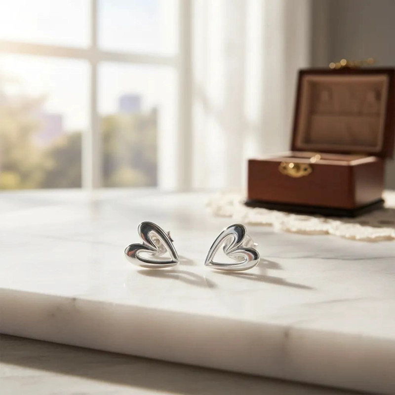 PENDIENTES DE PLATA EN FORMA DE CORAZON ABIERTO DE 7 MM - 1