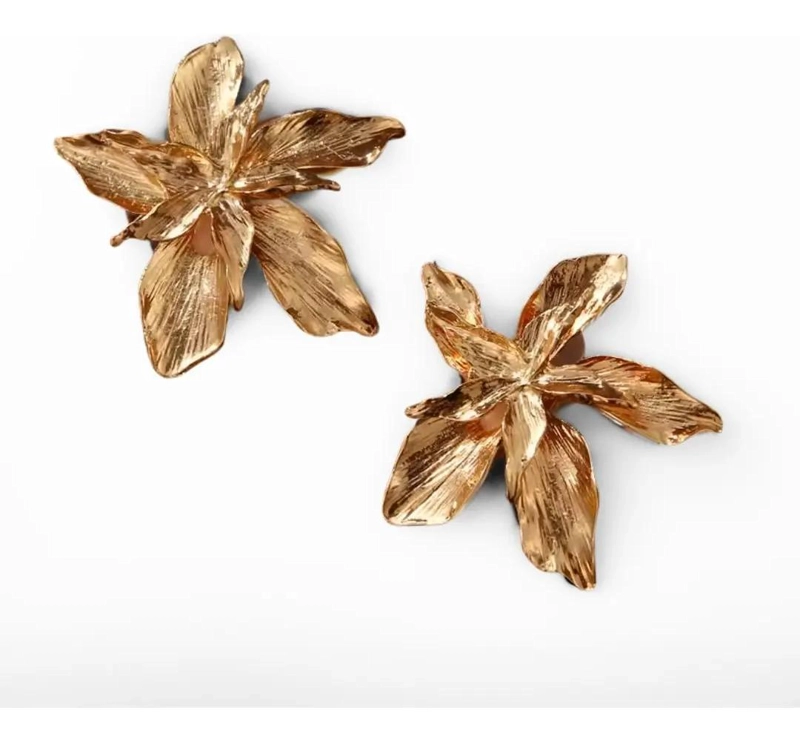 AROS DORADOS FLOR BOHO DE ACERO INOXIDABLE DE 3.8 CM - 2