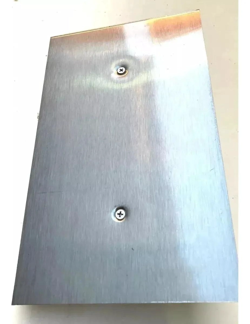 LLANA DE ACERO LISA 300 MM X 180 MM PARA CONSTRUCCION - 1