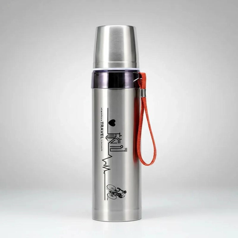 TERMO DE ACERO INOXIDABLE 750 ML CON TAPA Y CORREA - 5