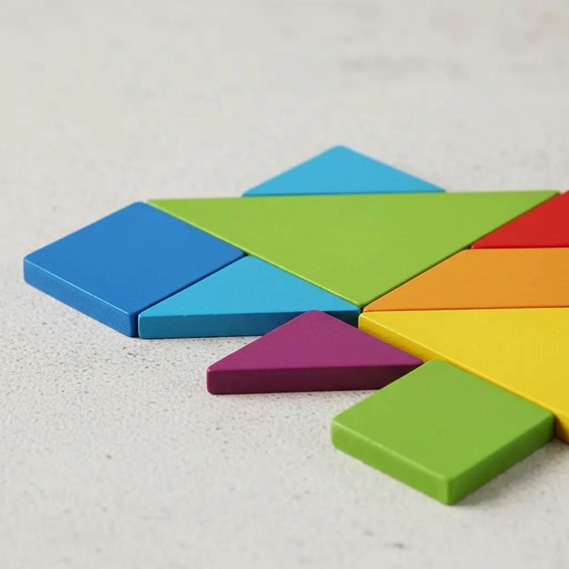 JUEGO DE MESA TANGRAMA CON 60 DESAFIOS CREATIVOS - 1