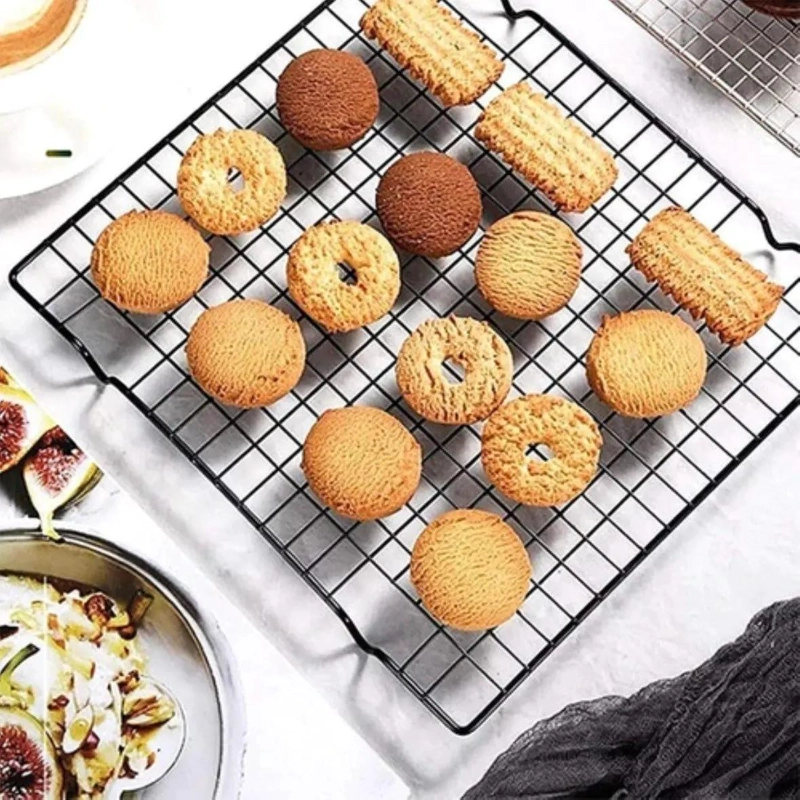 SET DE 2 REJILLAS CUADRADAS PARA ENFRIAR GALLETAS Y PIZZAS 28 CM - 8