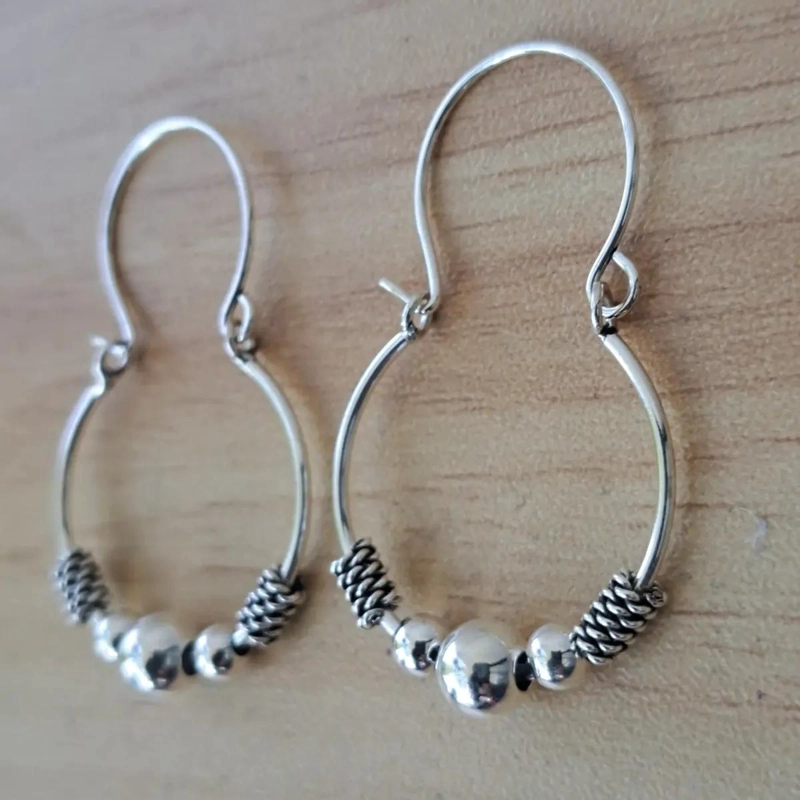 ARGOLLAS DE PLATA 925 CON BOLITAS PARA MUJER - 2