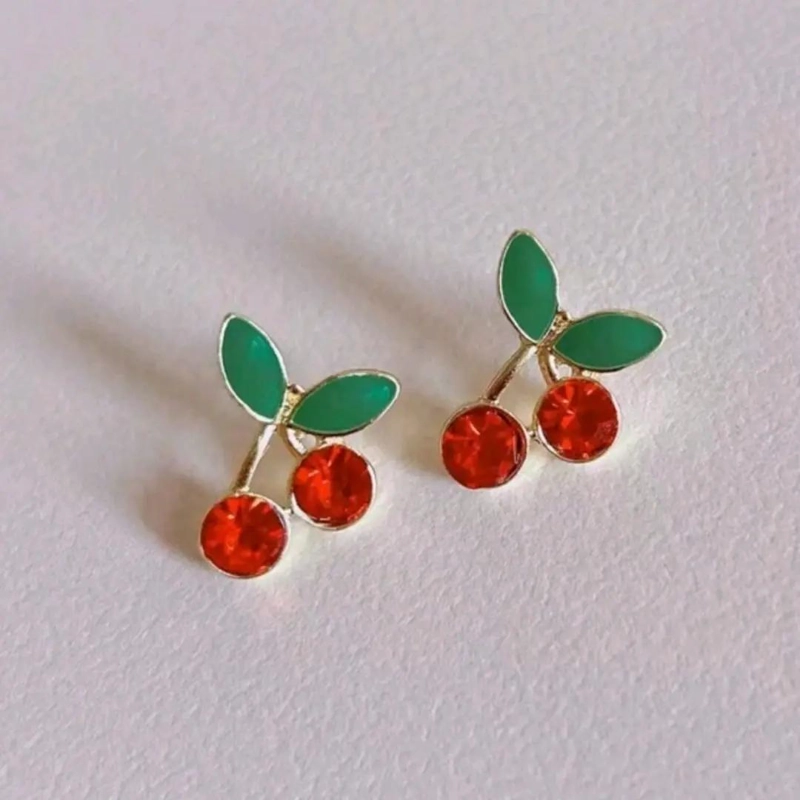 AROS ELEGANTES EN FORMA DE CEREZAS CON CIRCONES EN BAÑO DE ORO - 4