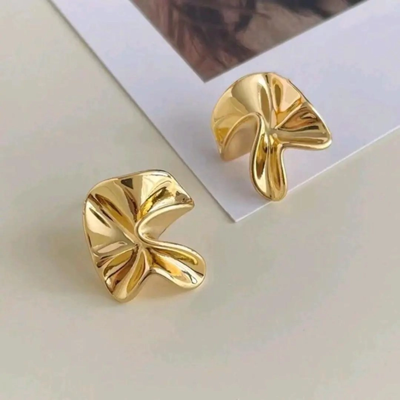 AROS GEOME TRICOS ELEGANTES DE ACERO LAMINADO EN ORO 18K - 2