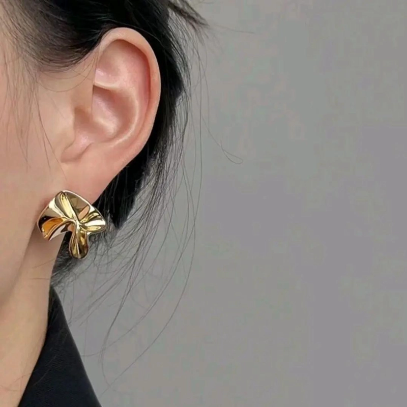 AROS GEOME TRICOS ELEGANTES DE ACERO LAMINADO EN ORO 18K - 3