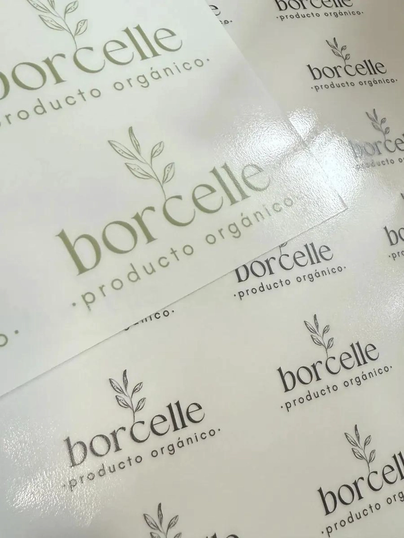VINILO ADHESIVO TRANSPARENTE A4 IDEAL PARA ETIQUETAS Y DECORACIONES - 4