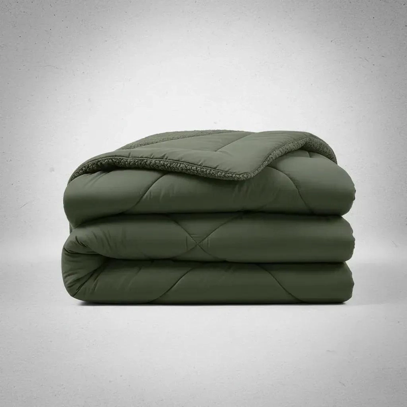 PLUMON PARA CAMA 1.5 PLAZAS CON DISEÑO GEOME TRICO AZUL Y ACOLCHADO SUAVE - 1