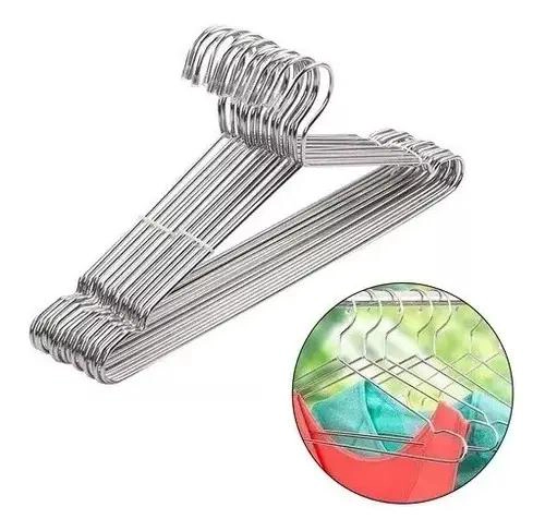 COLGADORES METALICOS ANTIDESLIZANTES PARA ROPA Y CAMISAS - 2