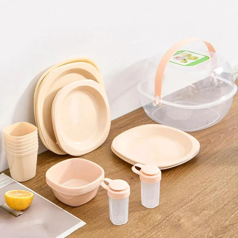 SET DE PICNIC COMPLETO PARA 6 PERSONAS CON 48 PIEZAS - 6