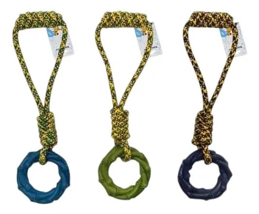 JUGUETE MORDEDOR RESISTENTE CON CUERDA Y ARGOLLA PARA PERROS - 1