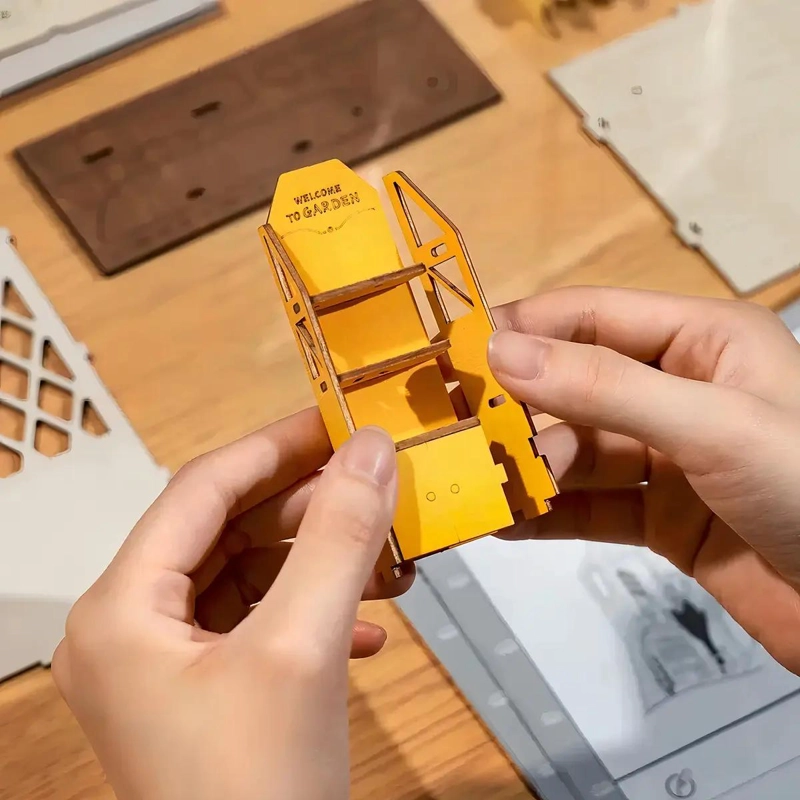 KIT DE CONSTRUCCION DE SUJETALIBROS EN MINIATURA CON LUCES LED - 9