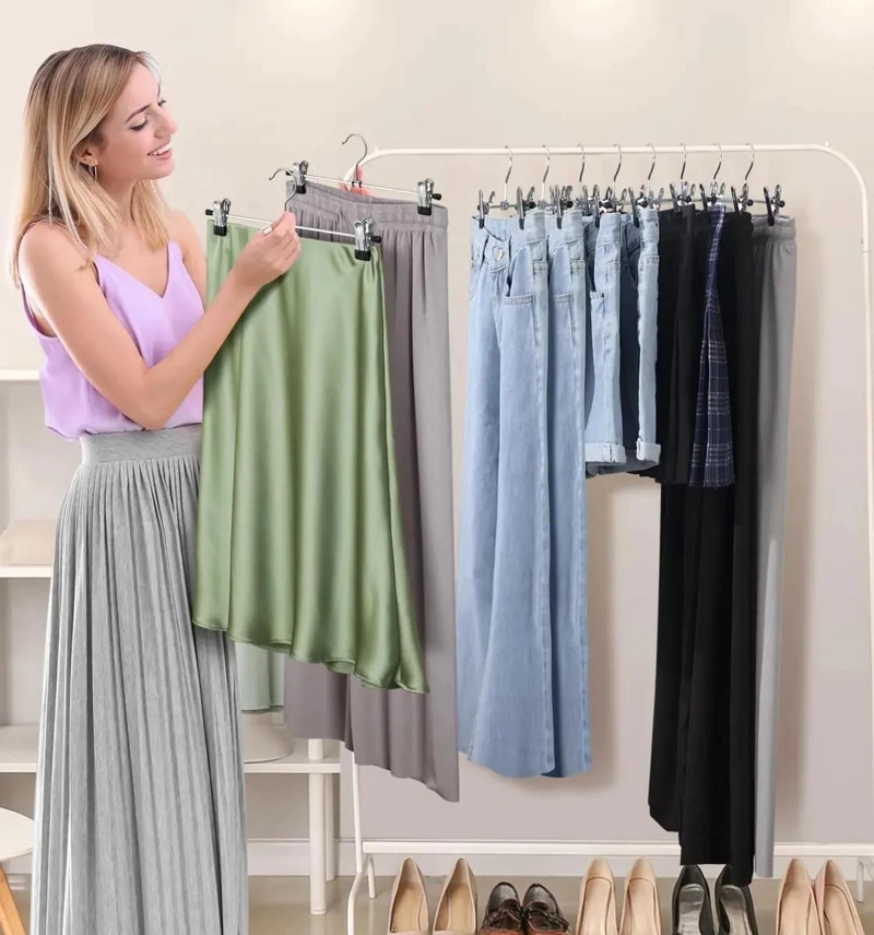 30 PIEZAS DE GANCHOS METALICOS PARA ROPA CON PINZAS ANTIDESLIZANTES - 6