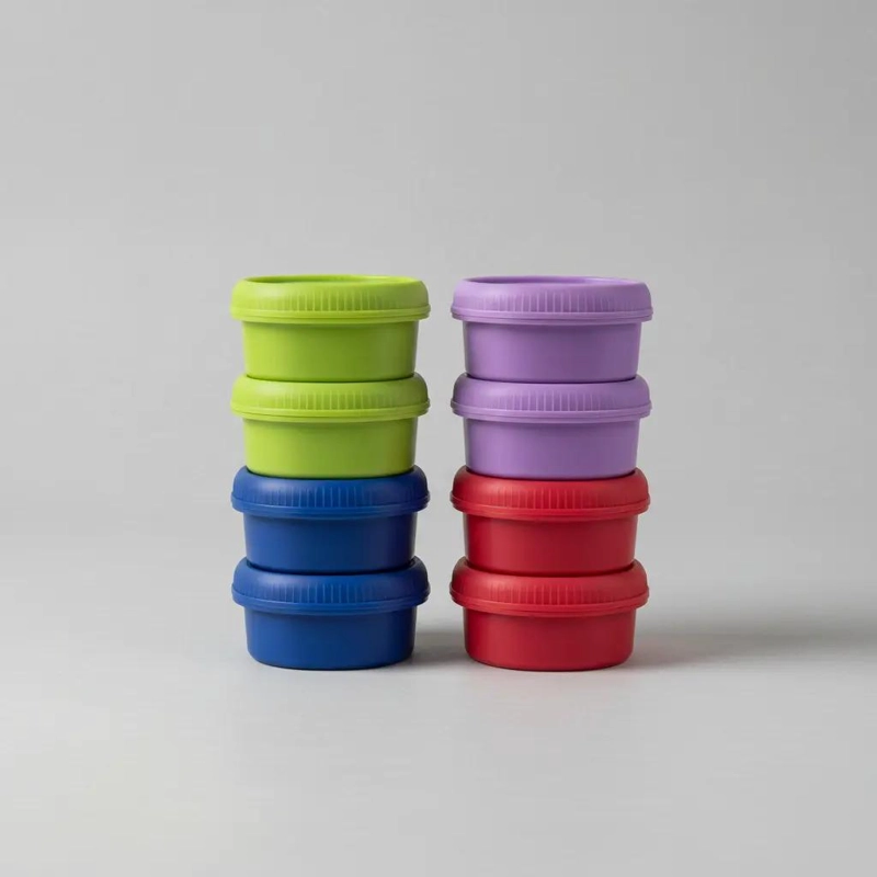 SET DE 8 MINI SALSEROS CON TAPA DE PLASTICO PARA CONDIMENTOS - 6