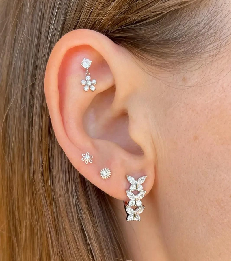 MINI AROS DE PLATA 925 CON DISEÑO FLORAL PARA PERFORACIONES - 4