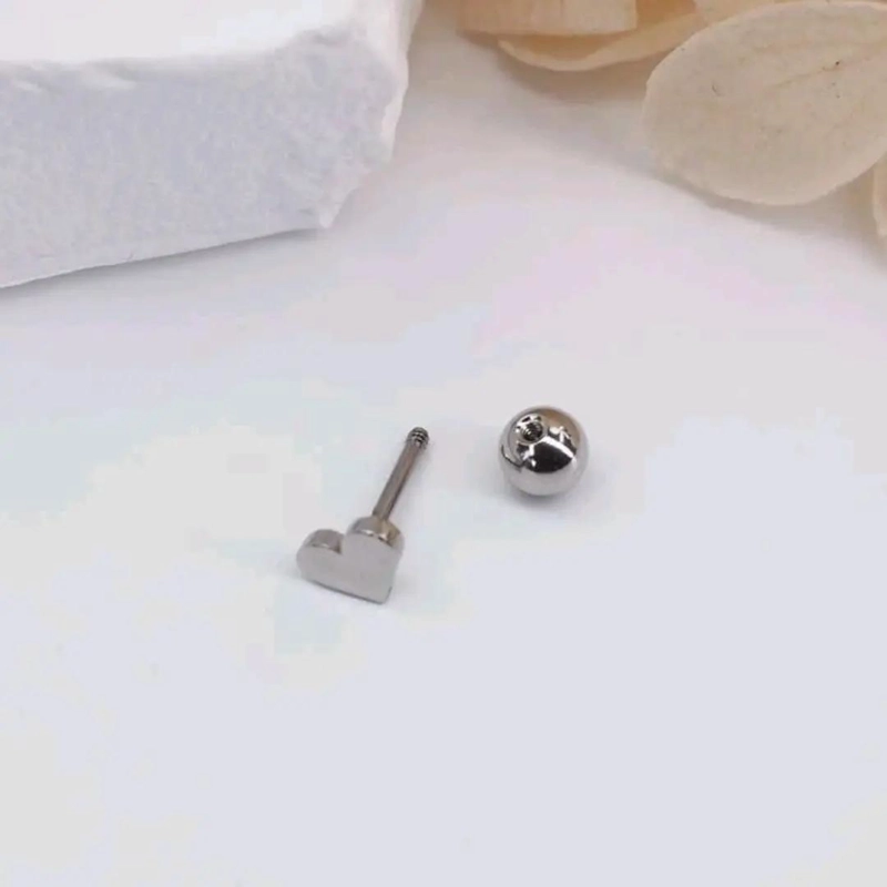 AROS PEQUEÑOS PARA NIÑA EN FORMA DE CORAZON CON TOPE DE ACERO QUIRURGICO Y BAÑO - 4