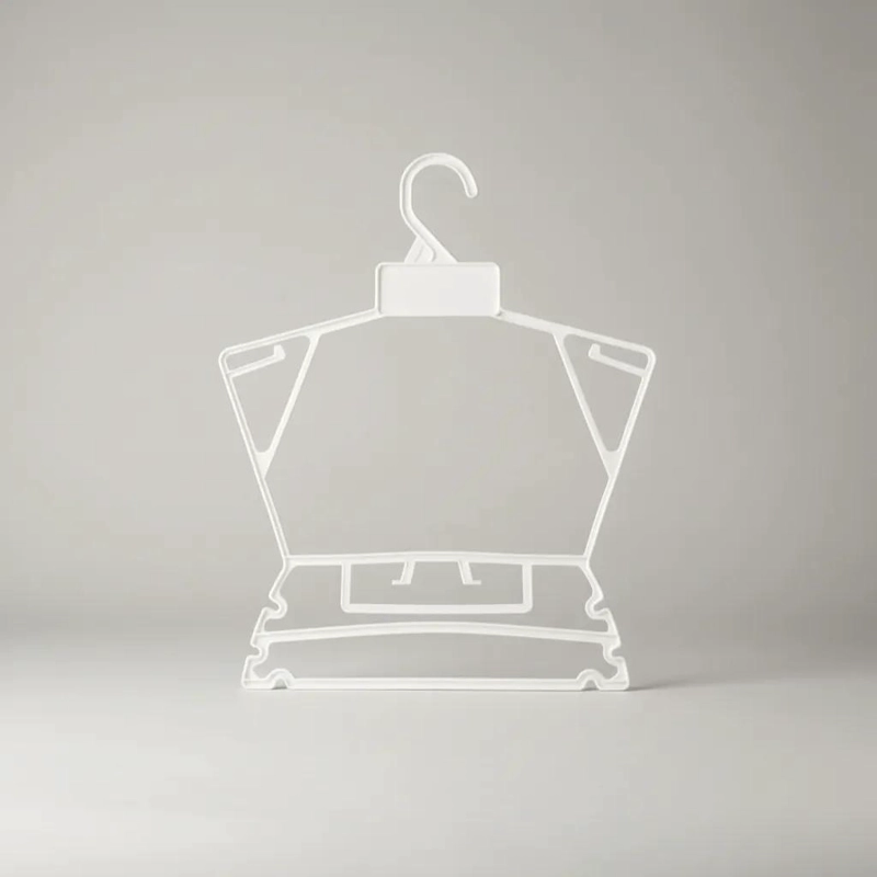 PACK DE 10 COLGADORES DE PLASTICO BLANCO PARA LENCERIA - 1