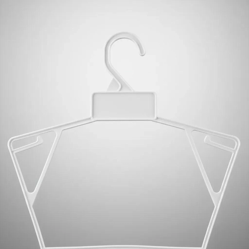 PACK DE 10 COLGADORES DE PLASTICO BLANCO PARA LENCERIA - 3