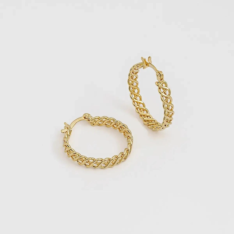 AROS CANDONGA DE ORO LAMINADO 18K CON DISEÑO ELEGANTE - 1