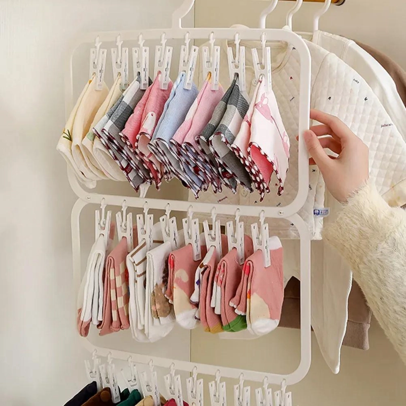 COLGADOR DESMONTABLE PARA ROPA DE BEBE  CON CLIPS - 5