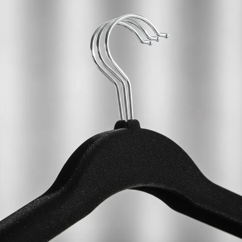 COLGADOR DE ROPA TERCIOPELO ANTIDESLIZANTE PARA PRENDAS - 3