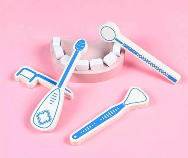 JUEGO DE ROLES ME DICO CON 42 PIEZAS DE MADERA PARA NIÑOS - 4