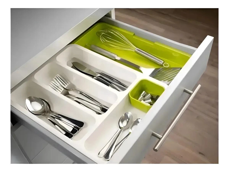 ORGANIZADOR RECTANGULAR EXTENSIBLE PARA CUBIERTOS DE PLASTICO - 4