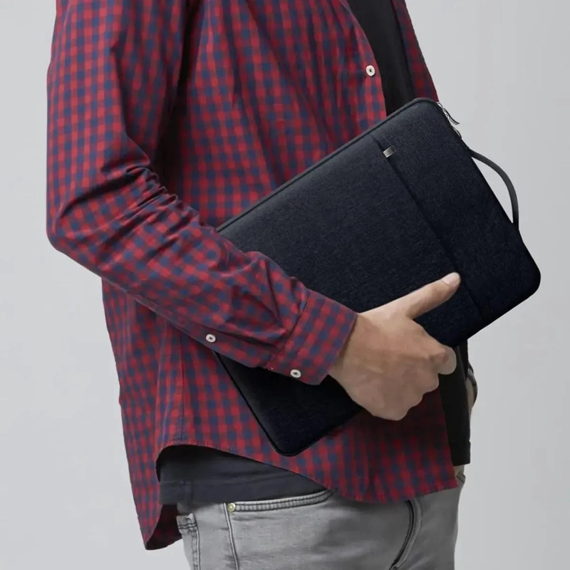 FUNDA IMPERMEABLE PARA NOTEBOOKS DE 13 A 14 PULGADAS - 6