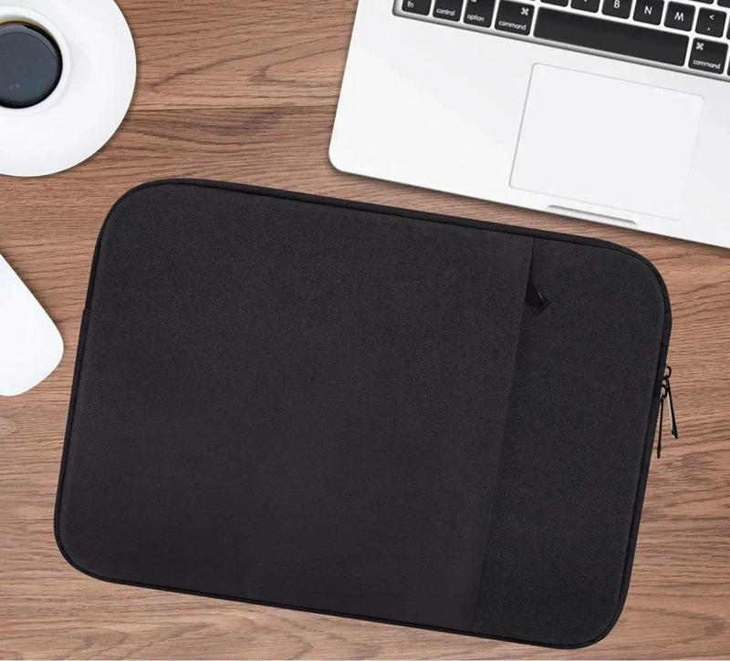 FUNDA IMPERMEABLE PARA NOTEBOOKS DE 13 A 14 PULGADAS - 7