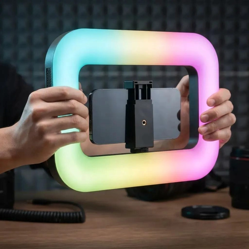 FOCO DE LUZ LED RGB AJUSTABLE PARA FOTOGRAFIA Y VIDEO - 1