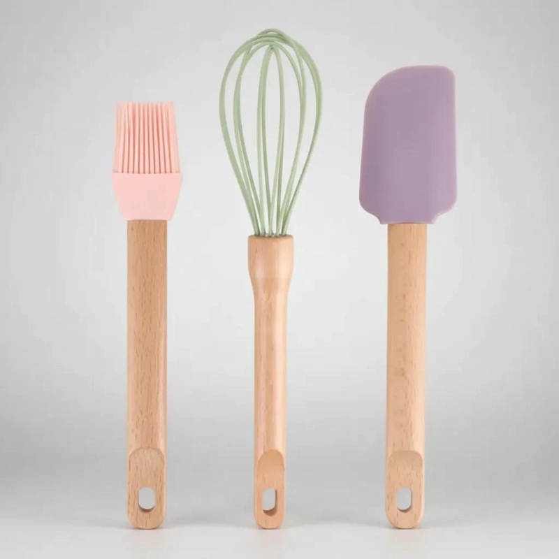 SET DE 3 UTENSILIOS DE SILICONA Y MADERA PARA REPOSTERIA - 5