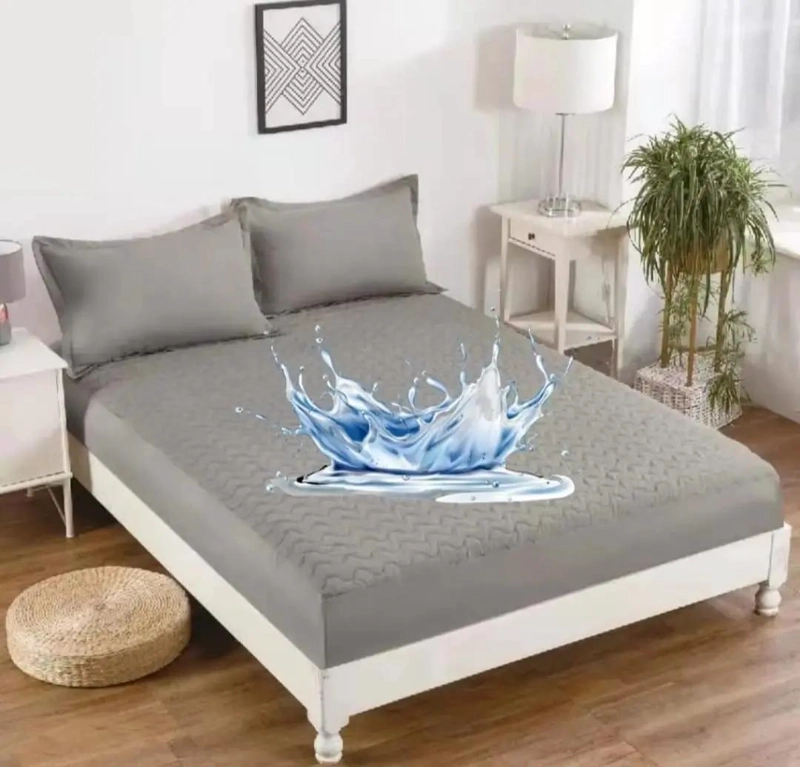 CUBRE COLCHON PROTECTOR IMPERMEABLE 2 PLAZAS CON FUNDAS - 1