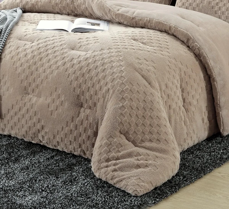 EDREDON REVERSIBLE ENGROSADO INVIERNO TEXTURA 3D KING - 5