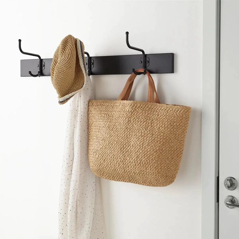 PERCHERO DE PARED EXTENSIBLE CON 3 GANCHOS DE ACERO - 3