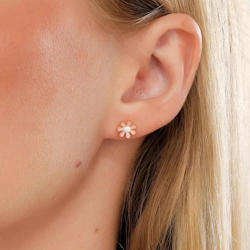 AROS DE FLOR PARA NIÑA CON TOPE DE SEGURIDAD EN BAÑO DE ORO 18K - 3