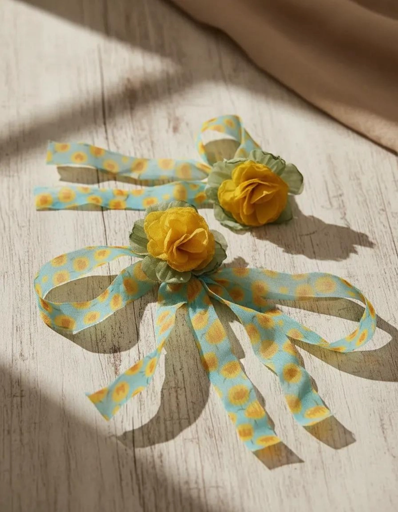 AROS DE FIESTA CON DISEÑO FLORAL ELEGANTE - 2