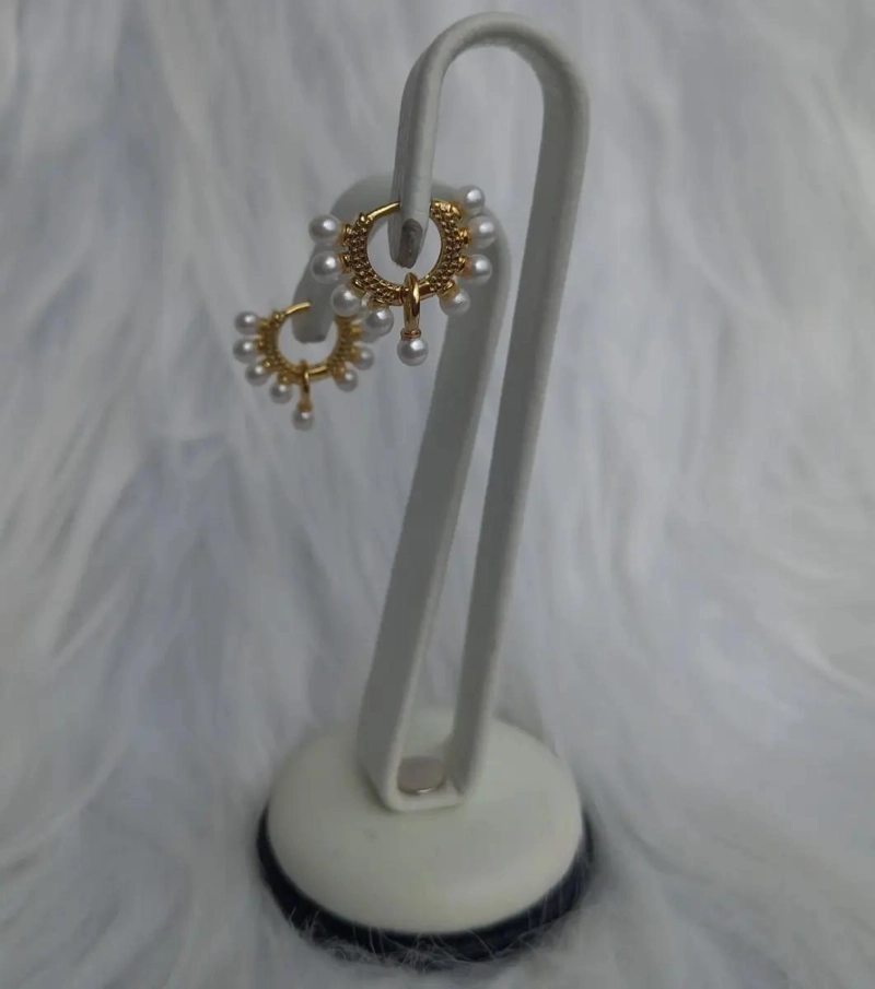 AROS DE PLATA S925 CON PERLAS BLANCAS Y BAÑO EN ORO - 2