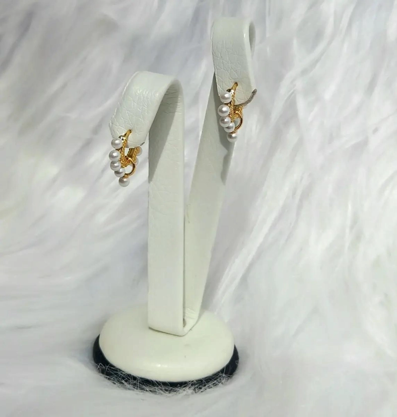 AROS DE PLATA S925 CON PERLAS BLANCAS Y BAÑO EN ORO - 4