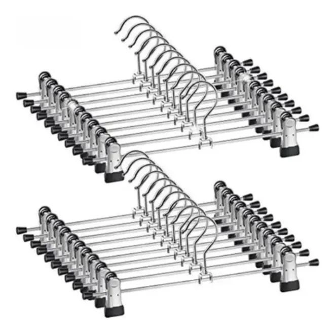 PACK DE 30 COLGADORES METALICOS CON PINZAS PARA ROPA - 2