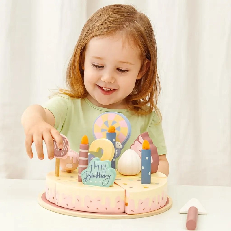 JUEGO DE TORTA DE CUMPLEAÑOS DE MADERA ROSADA PARA NIÑOS - 1