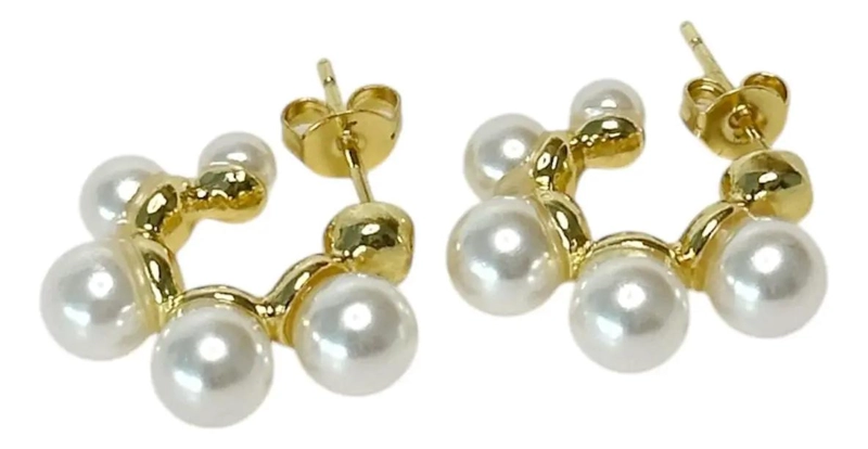 ARGOLLAS ELEGANTES CON PERLAS Y BAÑO DE ORO 18K - 1