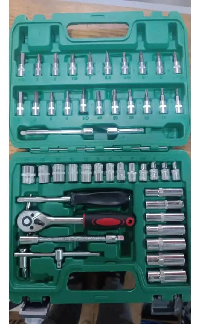 KIT DE PIEZAS EN CAJA DE TRANSPORTE VERDE - 7