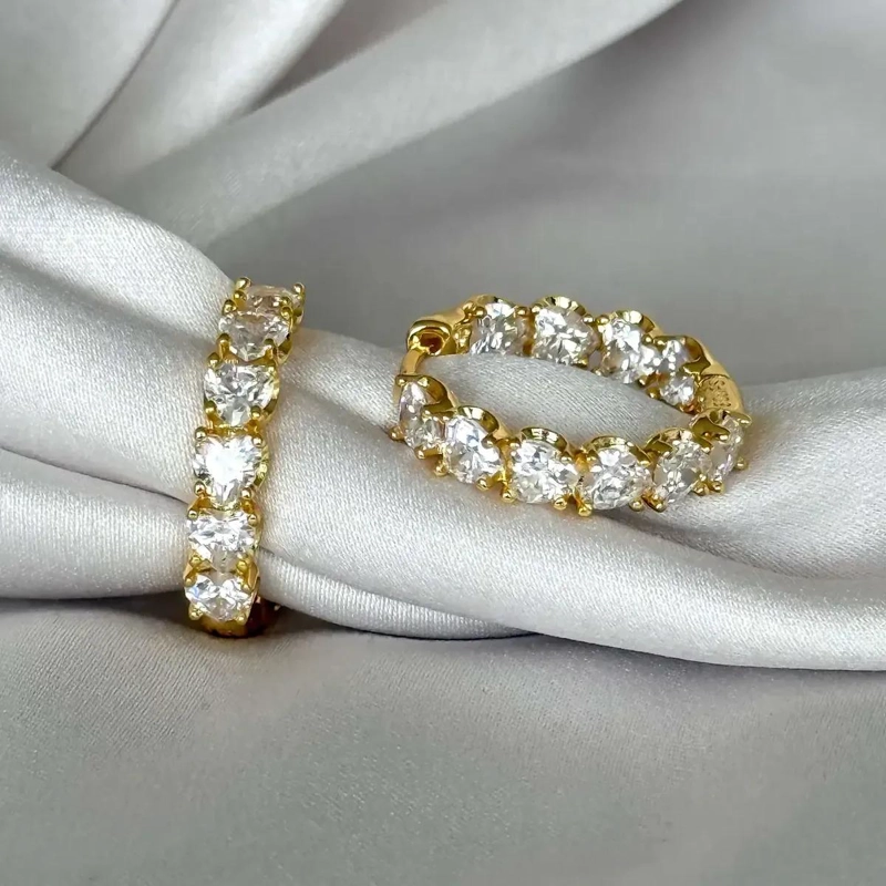 AROS DE CORAZON EN ORO 18K CON CAJA PARA REGALO - 1