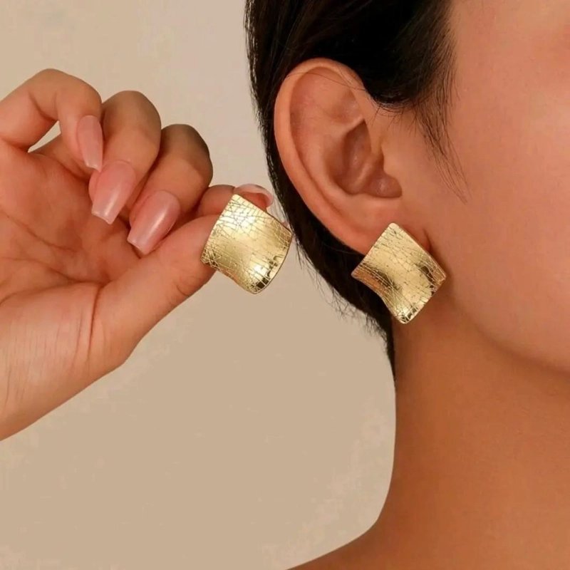 AROS GEOME TRICOS GRANDES BAÑO DE ORO 18K PARA MUJER - 2